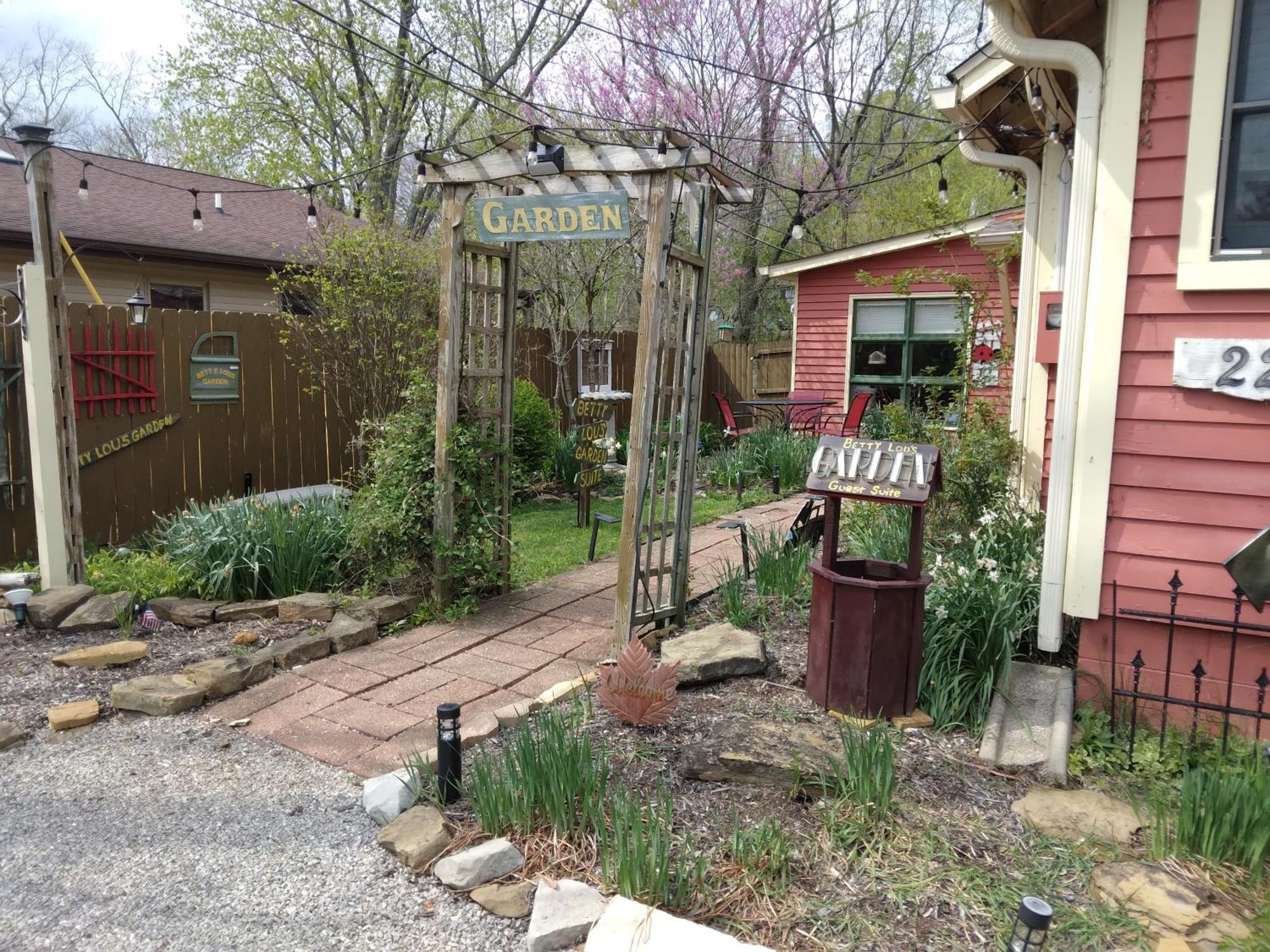 Betty Lous Garden Bed and Breakfast Nashville Eksteriør billede