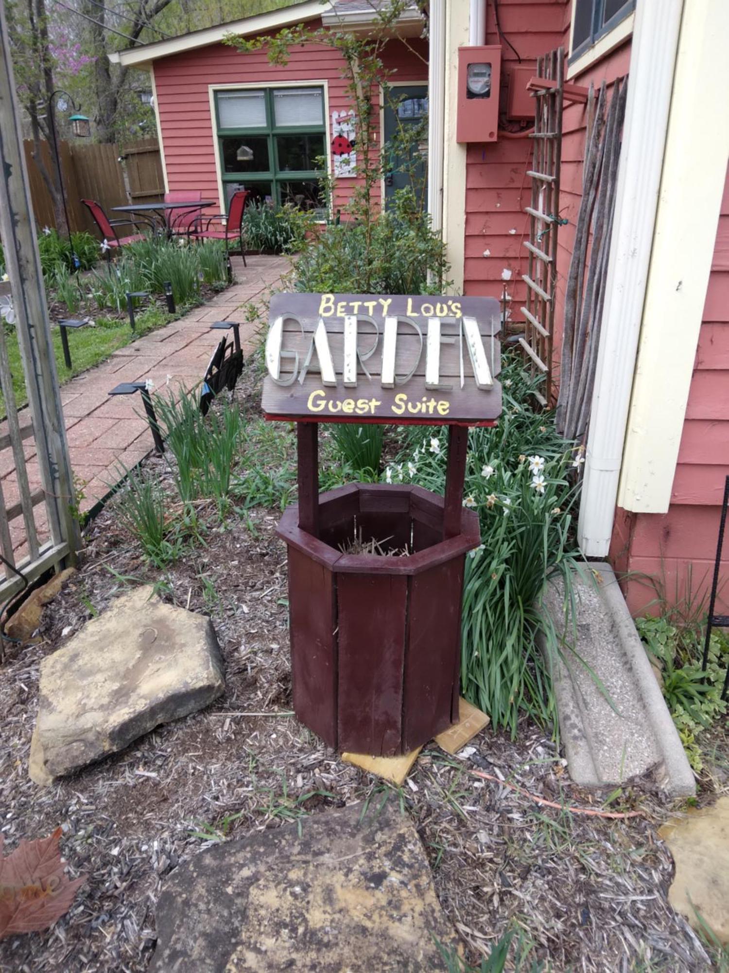 Betty Lous Garden Bed and Breakfast Nashville Eksteriør billede