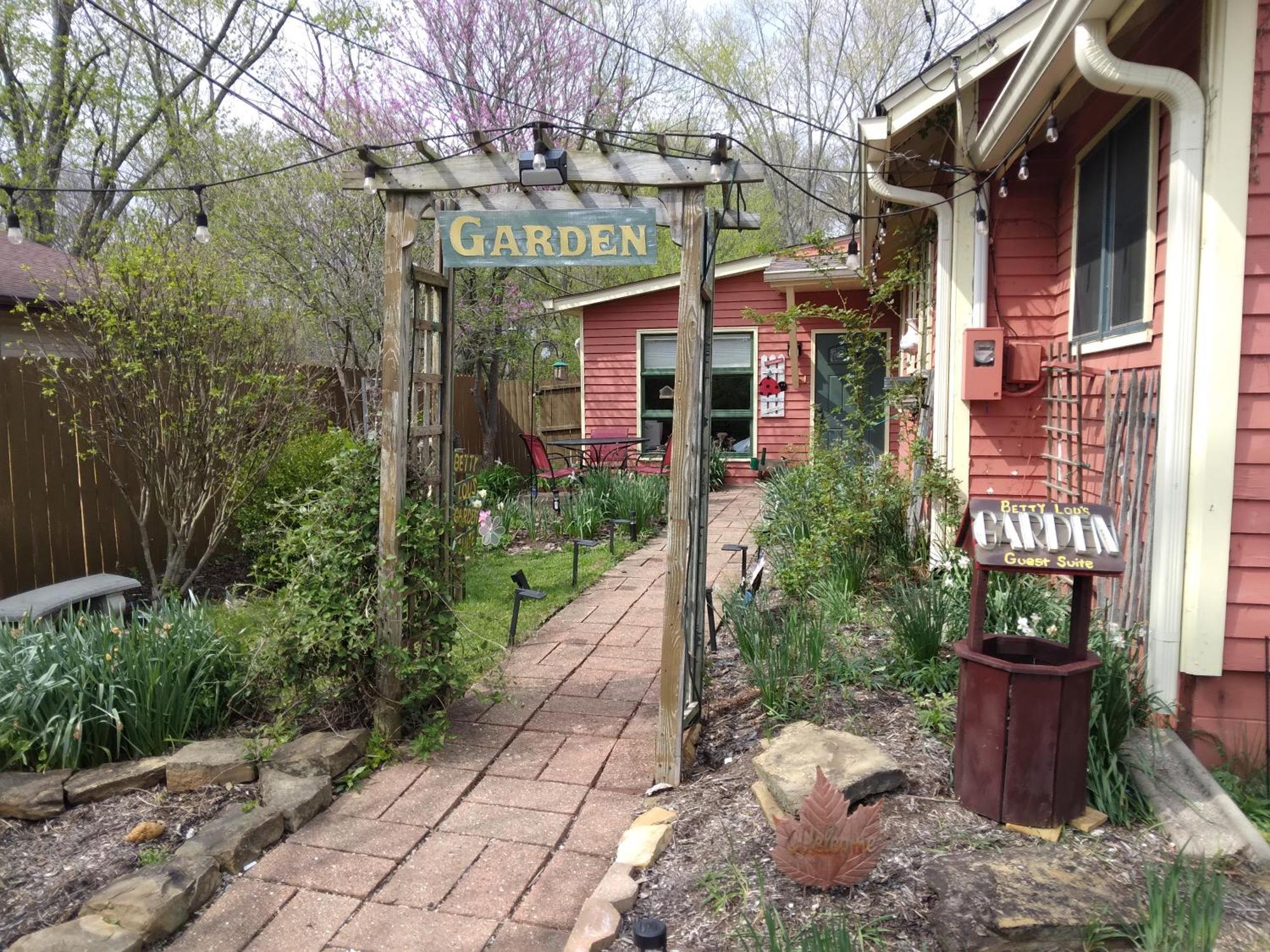 Betty Lous Garden Bed and Breakfast Nashville Eksteriør billede
